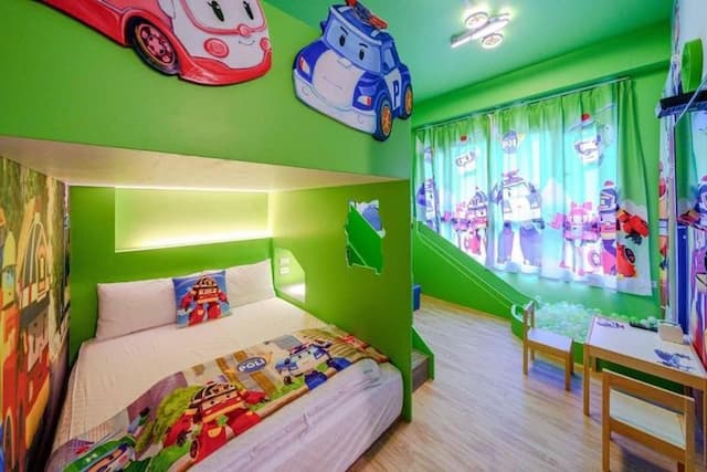 HAN TIAN TOMG YU-Room 301 Rescue Team Quadruple Room-2