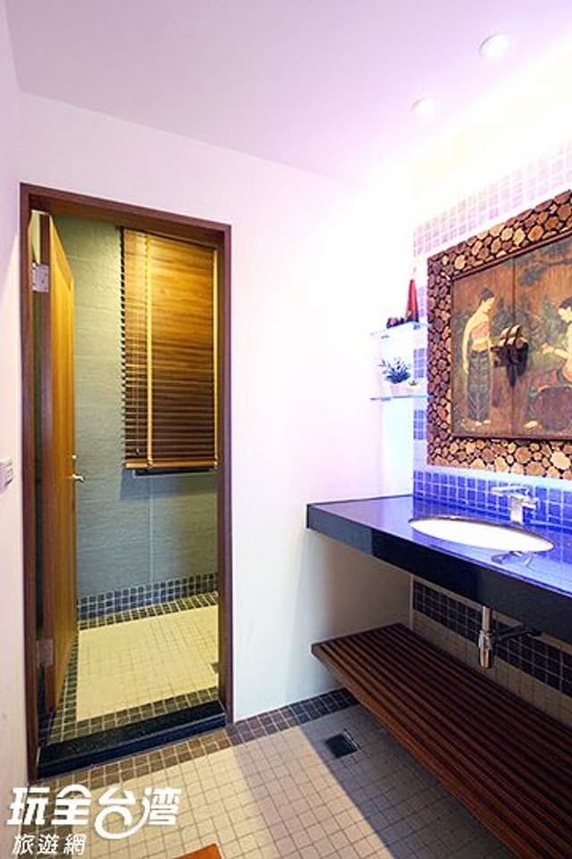 A&L Inn-101 four-room-6