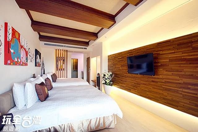 A&L Inn-101 four-room-2