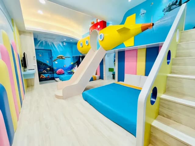 Little Ryukyu Boath House B & B-Family Room for Four - Submarine-Style Slide 2F-4