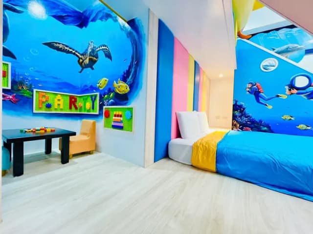 Little Ryukyu Boath House B & B-Family Room for Four - Submarine-Style Slide 2F-5