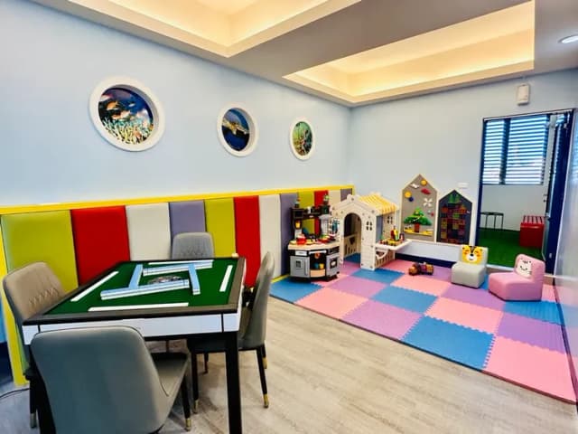 Little Ryukyu Boath House B & B-Top-class six-person room - 3rd floor, no elevator (with electric mahjong table, children's play area, small terrace)-1