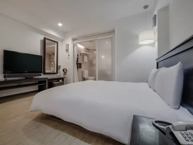 ガイド ホテル カオション シンクーチャン-Standard Double Room without Window-4