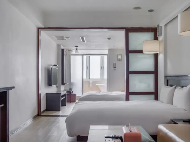 ガイド ホテル カオション シンクーチャン-Superior Quadruple Room-2