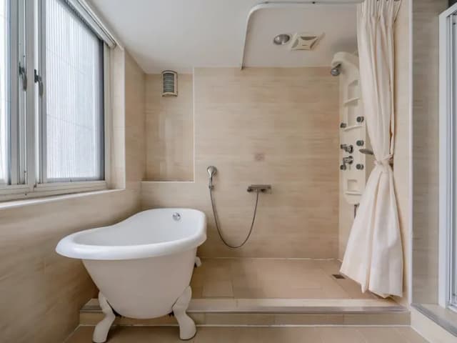 ガイド ホテル カオション シンクーチャン-Superior Quadruple Room-9