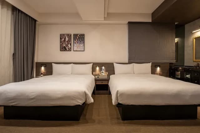 夢樓旅店-歡享雀客家庭房-2