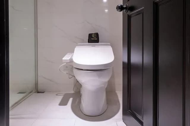 夢樓旅店-歡享雀客家庭房-10