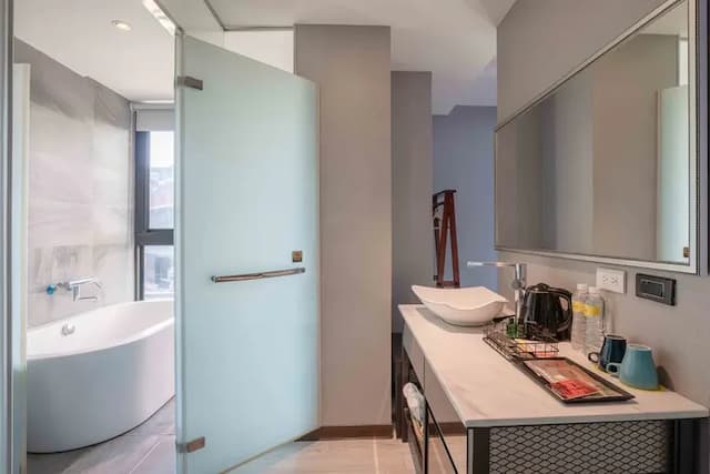 雀客旅館台中自由-景觀雙人客房(市景)-11