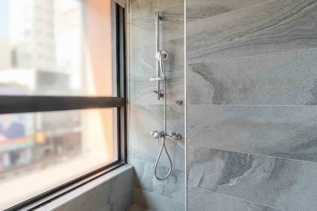 雀客旅館台中自由-景觀雙人客房(市景)-9