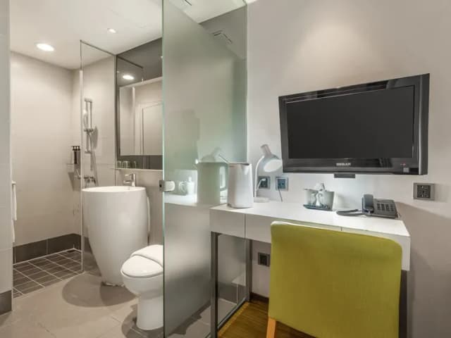 CHECK inn Taipei Xinyi-Standard Double Room without Window-11