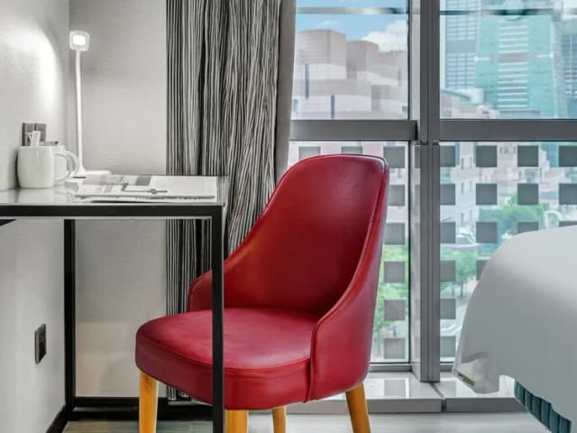 CHECK inn Taipei Xinyi-Deluxe Twin Room with 101 View-10