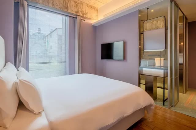 Check inn Hive-Standard Double Room-2