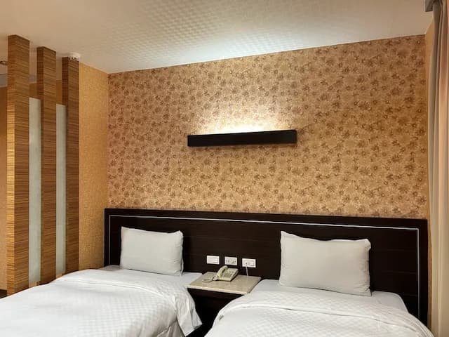 花鄉商旅 (花鄉旅館連鎖-左營店)-(C) 標準雙床房-3