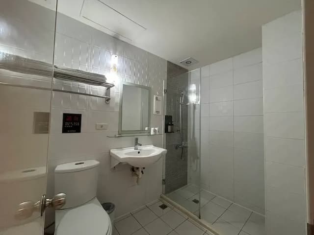 花鄉商旅 (花鄉旅館連鎖-左營店)-(C) 標準雙床房-7