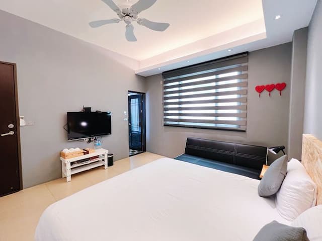 Xinghai Bed and Breakfast-Economy Double Room_No Balcony-2