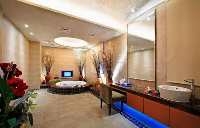 Blue Coast Spa Motel-Royal Suite｜Check-in at 20:00-7