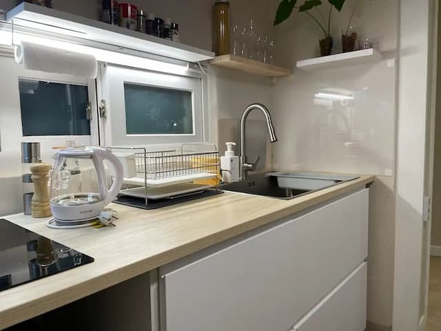 헬로월드게스트하우스-헬로월드시즌_#101_연남동 쉬어가기-5