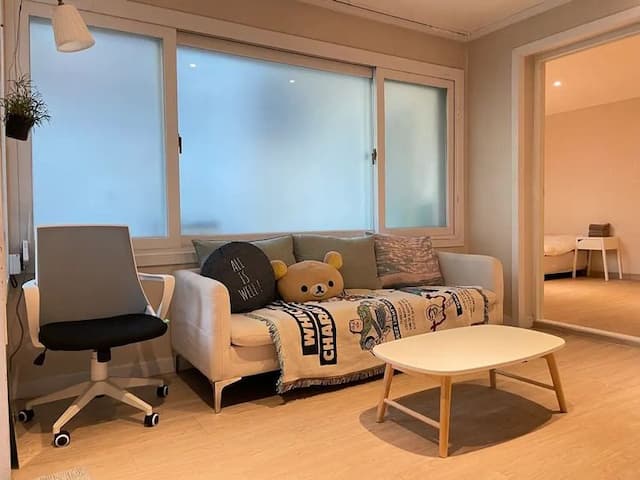 헬로월드게스트하우스-헬로월드시즌_#101_연남동 쉬어가기-1