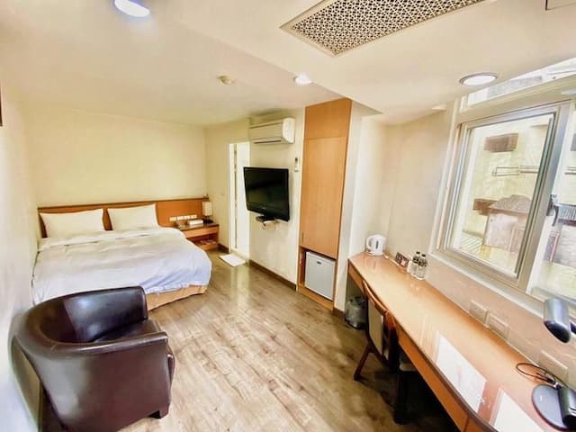老爺商務旅館-標準雙人房-4