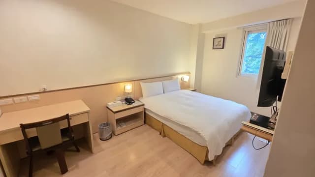 老爺商務旅館-標準雙人房-13