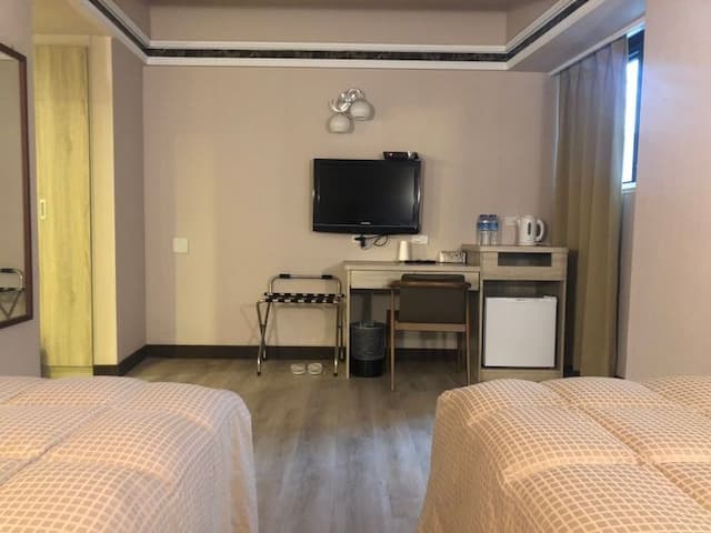 유나이트 호텔-Superior Twin Room-4