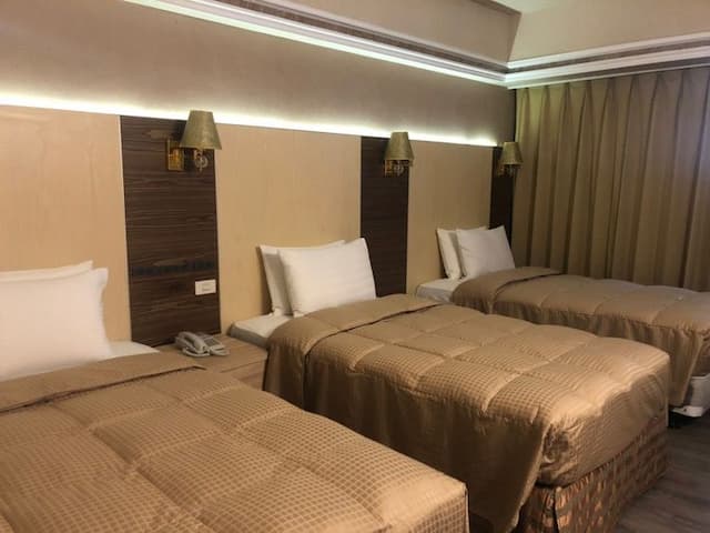 유나이트 호텔-Standard Triple Room-2