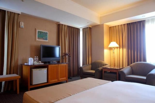 住都大飯店-豪華大床房(一大床)-3