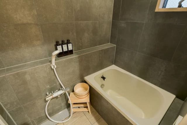 和風兩層包棟旅居｜最多5人/2衛1浴/知名錢湯: 荻之屋步行即到/日暮里站步行13分/方便至成田機場-Entire house rental, max 5 pax.-15