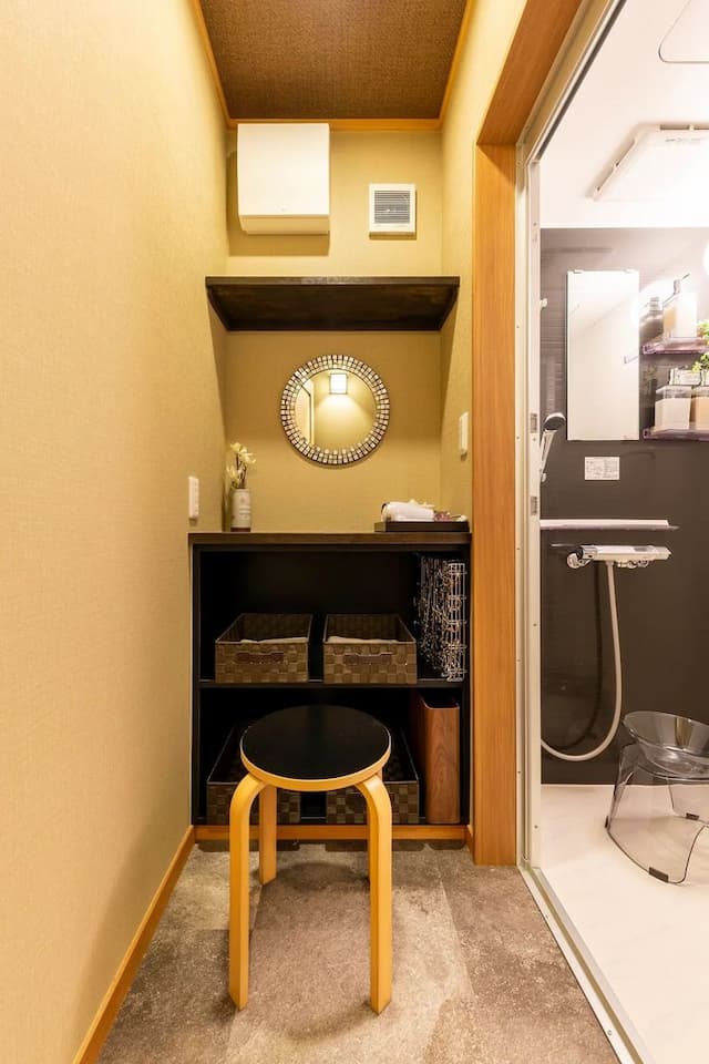 ユニークなカラオケ付き宿/2LDK+ロフト/50㎡/ Max5名/日比谷線三ノ輪駅徒歩900m-貸し切りmax4人-8