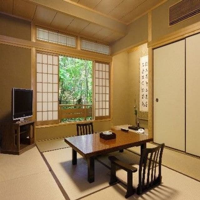 Yufuin Onsen Hinoharu Ryokan-Japanese-Style Room with Private Open-Air Bath-3