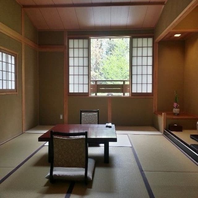 Yufuin Onsen Hinoharu Ryokan-Deluxe Japanese-Style Room A-1