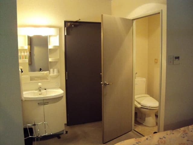 由布院溫泉 杜之湯 由布院泰葉｜近金鱗湖-母屋 二樓西式雙床房【不挑房】-4