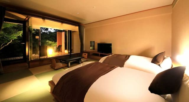 Oku Nikko Hotel Shikisai-Japanese-style room 12 Tatami Semi Open-Air Bath-2