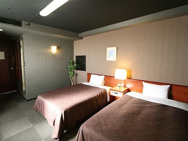 Hotel Livemax Budget Yokohama Tsurumi-Twin Room Non-Smoking-3