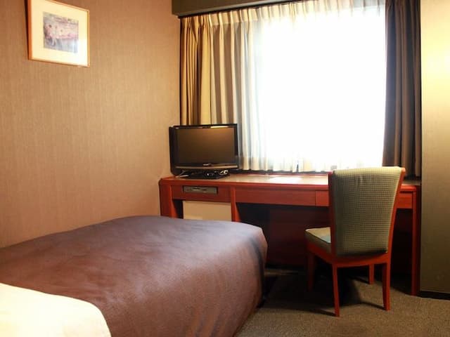 Hotel Livemax Budget Yokohama Tsurumi-Single Room Non-Smoking-2