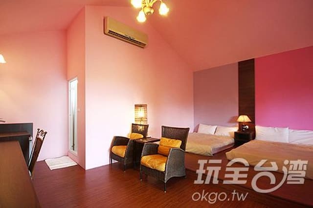 夕陽紅渡假莊園-園景六人房-7