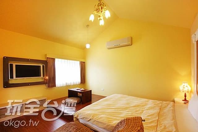 夕陽紅渡假莊園-園景雙人房-2