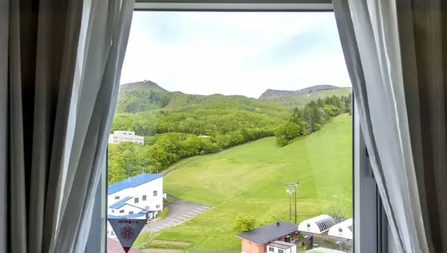 藏王溫泉 高宮琉璃俱樂部渡假村｜山形站開車50分/近藏王溫泉滑雪場/可租借雪具-山景雙床房【不挑房】-5