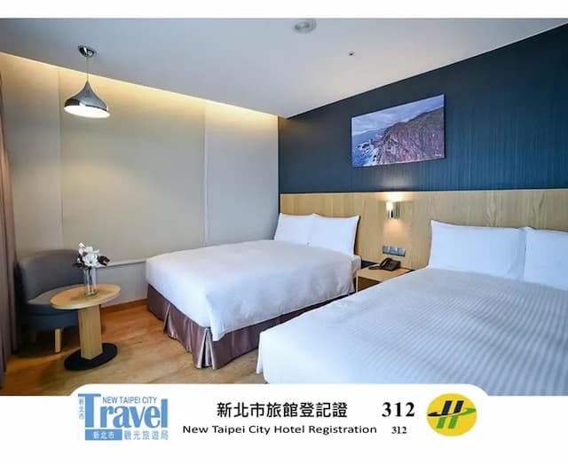 新北驛德世紀酒店 l 四星級、有窗房-驛德家庭房 (四人房)-2