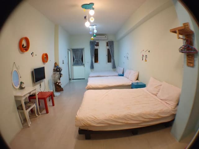 Sara's House B&B-Value 6 person room / renewal otherwise offer-5