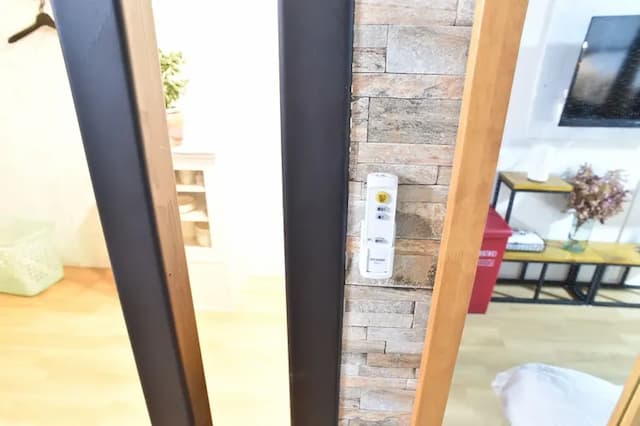 寝室の照明はリモコン操作できます