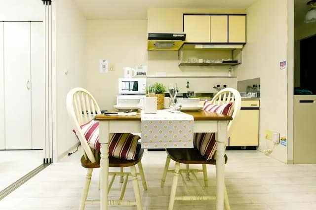 Hotel Flourish67 -03-Flourish67/Southwest corner room/1 minute walk to 24-hour supermarket/Double access to subway and streetcar-8