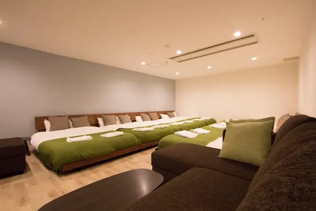 非接触CHECKIN/OUT 冷暖房完備 宿泊施設 Asahikawa 7inn-【Go to Asahikawa】旭川駅近MAX16名様 FreeWi-Fi 繫華 ｺﾝﾋﾞﾆ A6-4