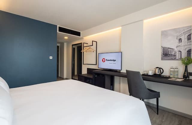 Travelodge Phuket Town-Standard Room (Room with breakfast)-3