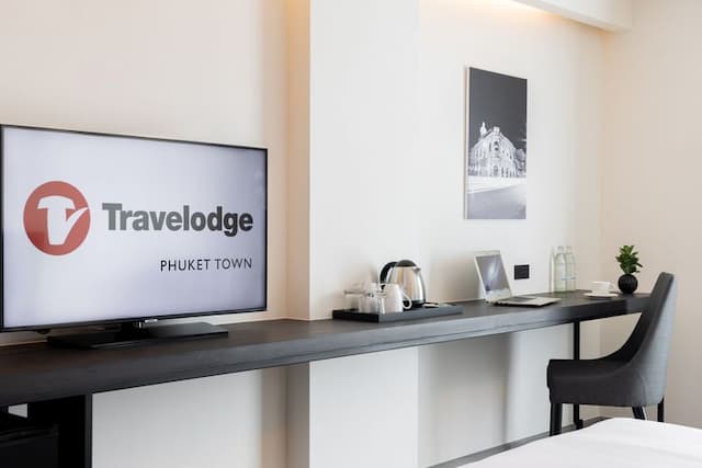 Travelodge Phuket Town-Superior (Room with breakfast)-4