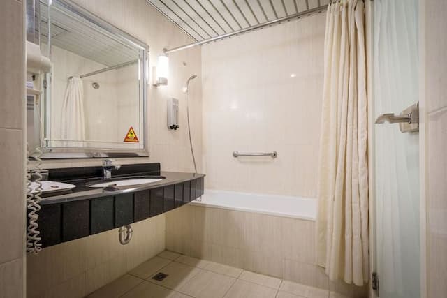 承攜行旅中壢中正-承享三人客房(三小床)-4