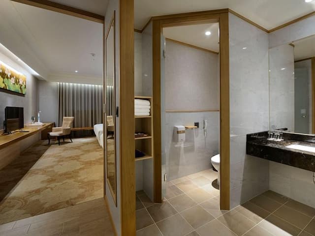 雀客藏居台南永康｜多項親子設施、鄰近火車站-經典家庭加大客房-3