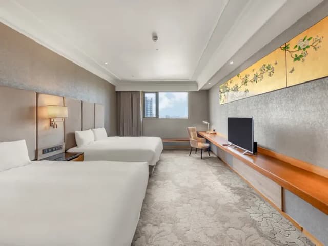 CHECK inn Select Tainan Yong Kang-Superior Quadruple Room-2