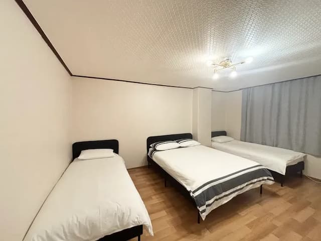 烈酒工作室 ｜6分鐘到弘大入口站 有電梯 近京義線書街-6人房|一廳二室一衛浴-1