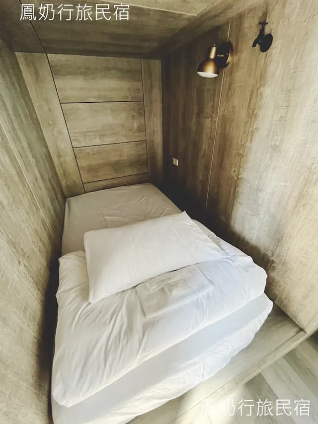鳳奶客棧-八人背包客房(男性)-4
